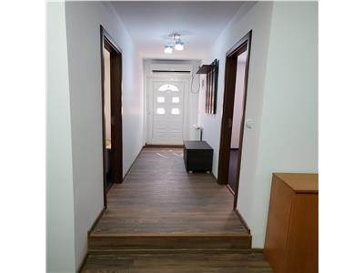 Apartament 3 camere si CURTE PROPRIE in Pascani